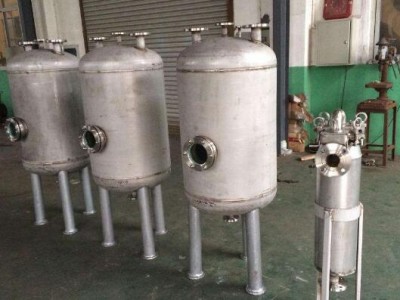 立式不锈钢缓冲罐